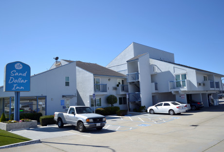 Welcome To The Sand Dollar Inn - Exterior