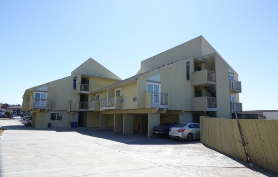 Welcome To The Sand Dollar Inn - Complimentary Self-Parking